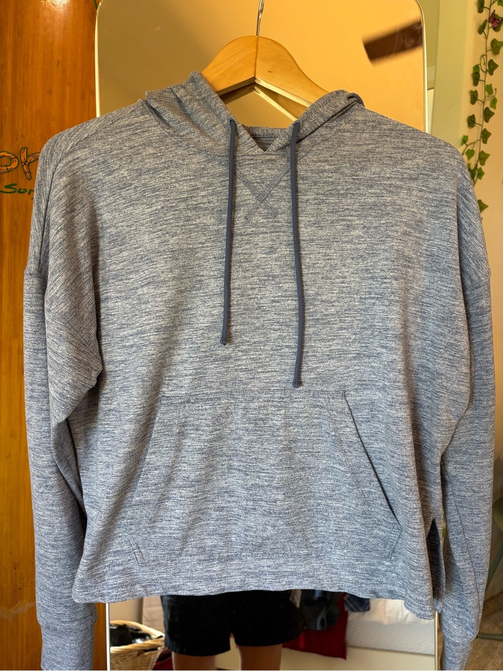 Nike Women’s  Heather blue  Pullover Hoodie lightweight Medium